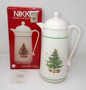Nikko Happy Holidays Thermal Vacuum Christmas Carafe
