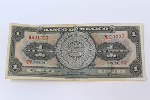 Mexico 1954 Banco de México 1 Peso Aztec Sun Stone World Banknote P# 56