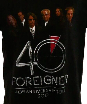 Foreigner Cheap Trick 40th Anniversary 2017 Tour Small T-Shirt