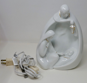 Apple Tree Design Fine Porcelain Nativity Holy Family Table Night Nite Lite