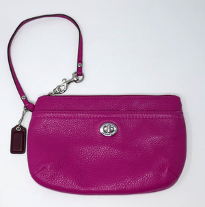 Coach Park Bright Magenta Pebbled Leather Medium Turn Lock Wristlet F49472