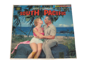 RCA Victor Rodgers & Hammersteins South Pacific Soundtrack (45 Vinyl)