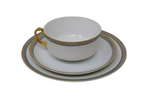Heinrich H&Co Selb Bavaria Manchester Cup & Saucer with Bread Plate Set For 8