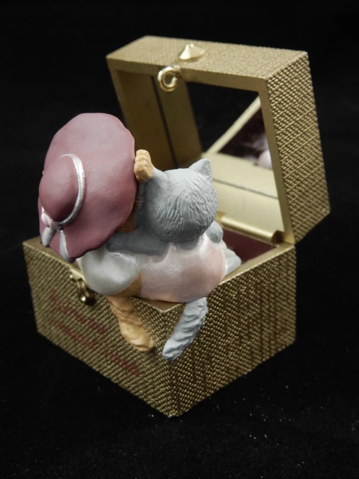 Hallmark Keepsake Ornament 1997 Sister to Sister