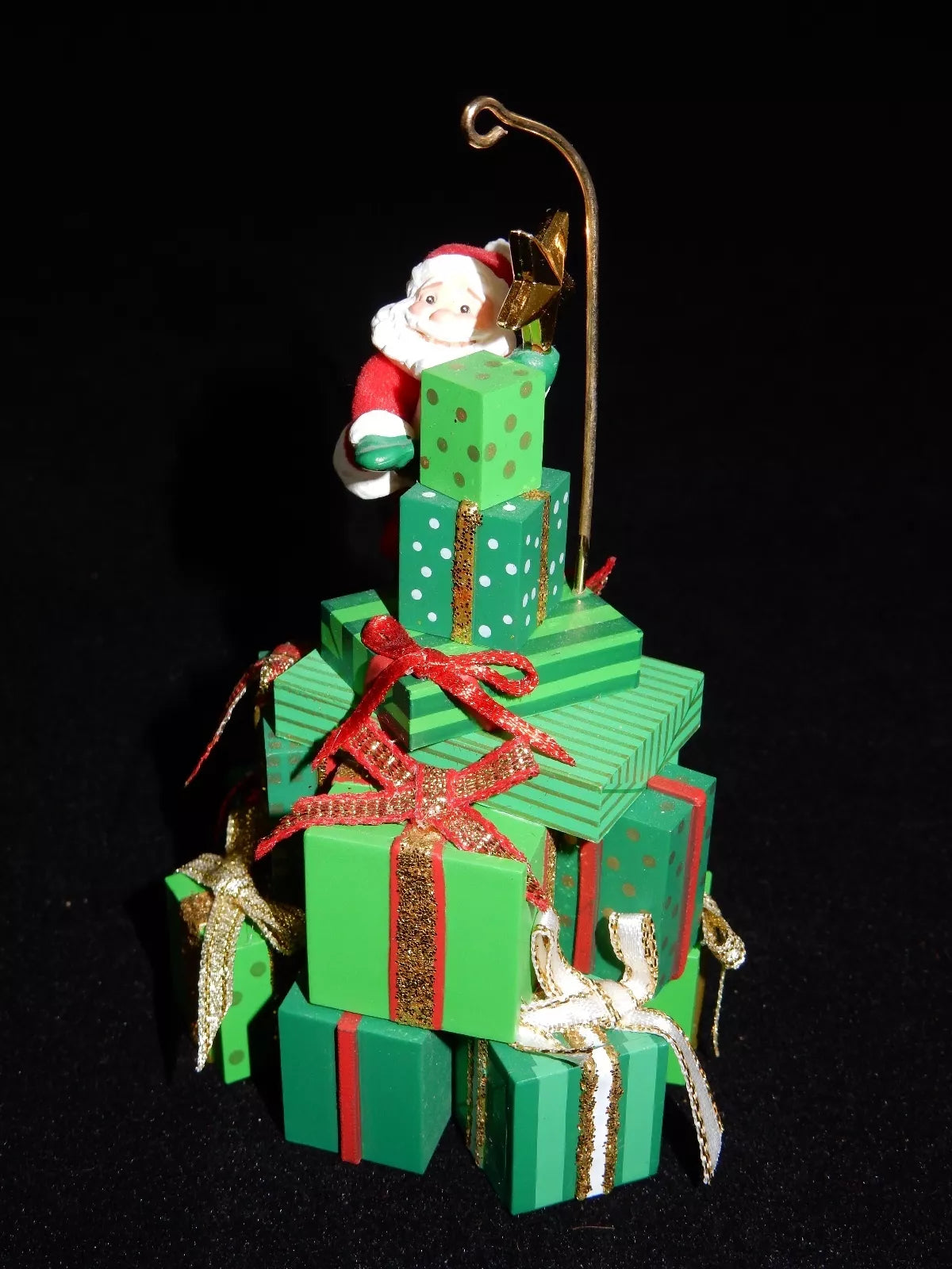 Hallmark Keepsake Ornament 2005 The Opening Game